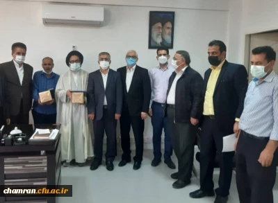 تقدیر از دو همکار بازنشسته پردیس شهید چمران