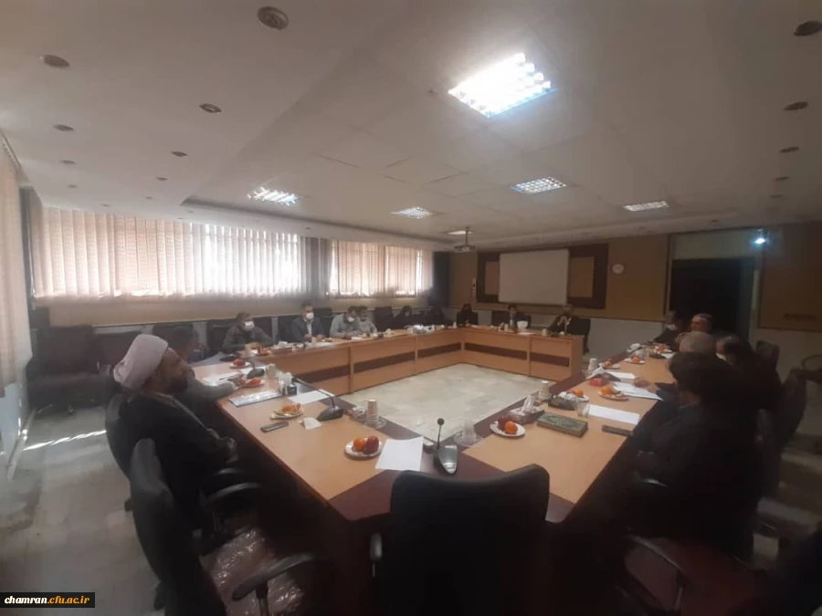 اولین جلسه هم اندیشی استادان پردیس شهید چمران تهران در سال ۱۴۰۰ 6