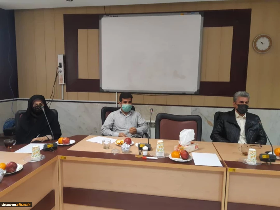 اولین جلسه هم اندیشی استادان پردیس شهید چمران تهران در سال ۱۴۰۰ 7