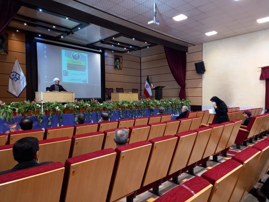 برگزاری جلسه به مناسبت روز وحدت حوزه و دانشگاه 4