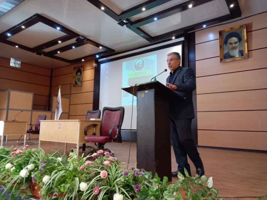 برگزاری جلسه به مناسبت روز وحدت حوزه و دانشگاه 11