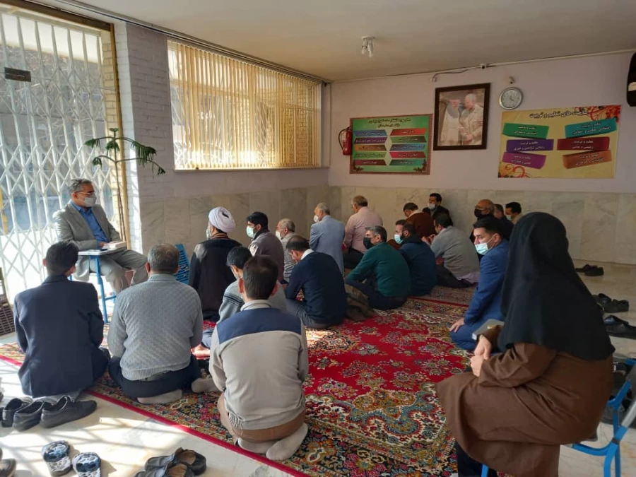 سخنرانی دکتر آزادی در خصوص مباحث اخلاقی 6