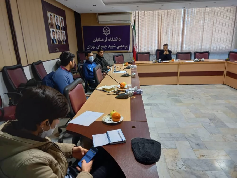 جلسه هماهنگی کانون های فرهنگی و بسیج دانشجویی پردیس شهیدچمران و تقدیر از دانشجویان حوزه فرهنگی 4
