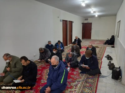 مراسم قرائت زیارت عاشورا در پردیس شهید چمران