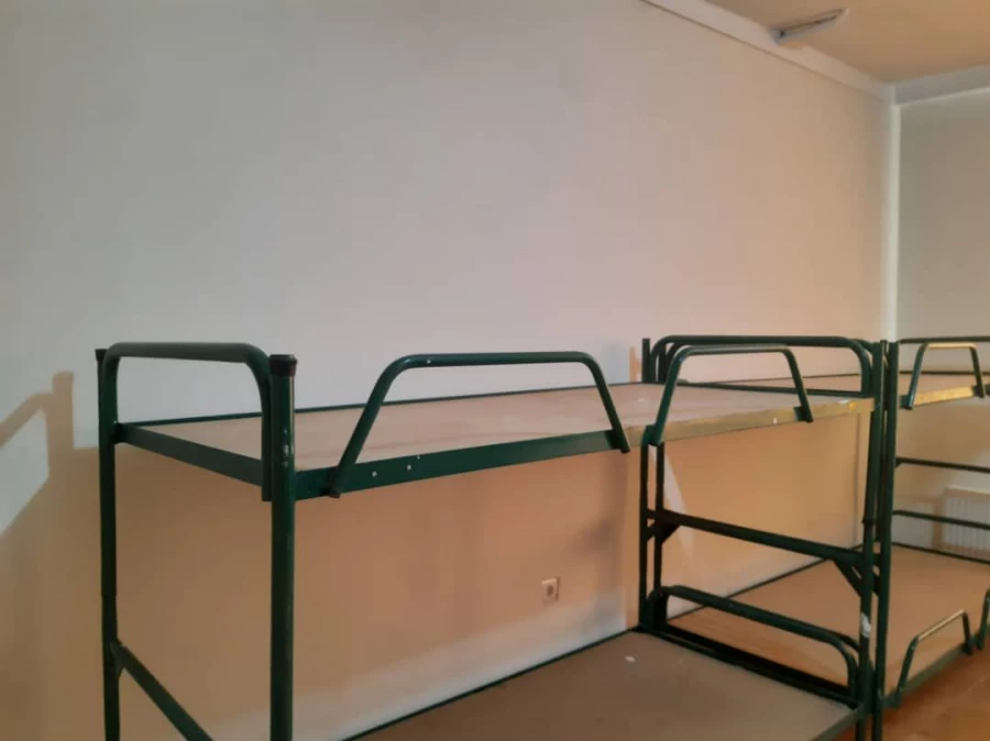 انجام پروژه بهسازی کمدها و درها و رنگ آمیزی سراهای دانشجویی 13