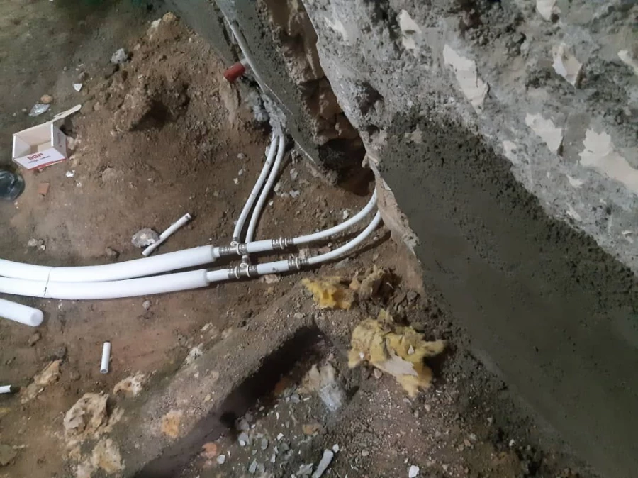 انجام پروژه تعویض لوله کشی و بهسازی حمام و سرویسهای بهداشتی سراهای دانشجویی 13