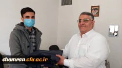 برگزاری ایستگاه سلامت در روزهای واپسین سال 1400 و تقدیر از آقای علیرضا سنایی نیکخو به عنوان همیار سلامت فعال  2