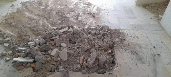 تعمیر لوله های آب در ساختمان آموزش پردیس شهید چمران 2