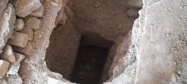 تعمیر لوله های آب در ساختمان آموزش پردیس شهید چمران 4