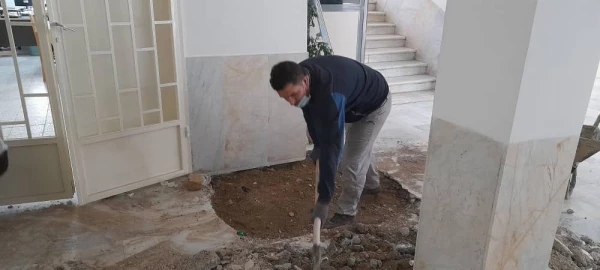 تعمیر لوله های آب در ساختمان آموزش پردیس شهید چمران 8