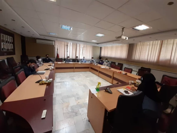 استمرار آموزش حضوری دانشجو معلمان در پردیس شهید چمران 5