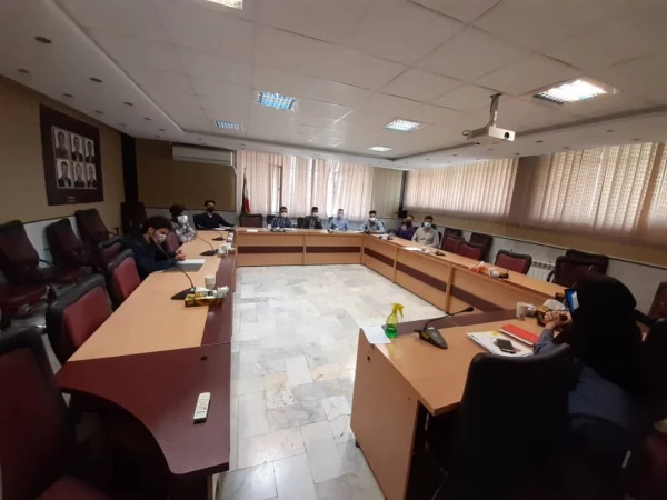 استمرار آموزش حضوری دانشجو معلمان در پردیس شهید چمران 6