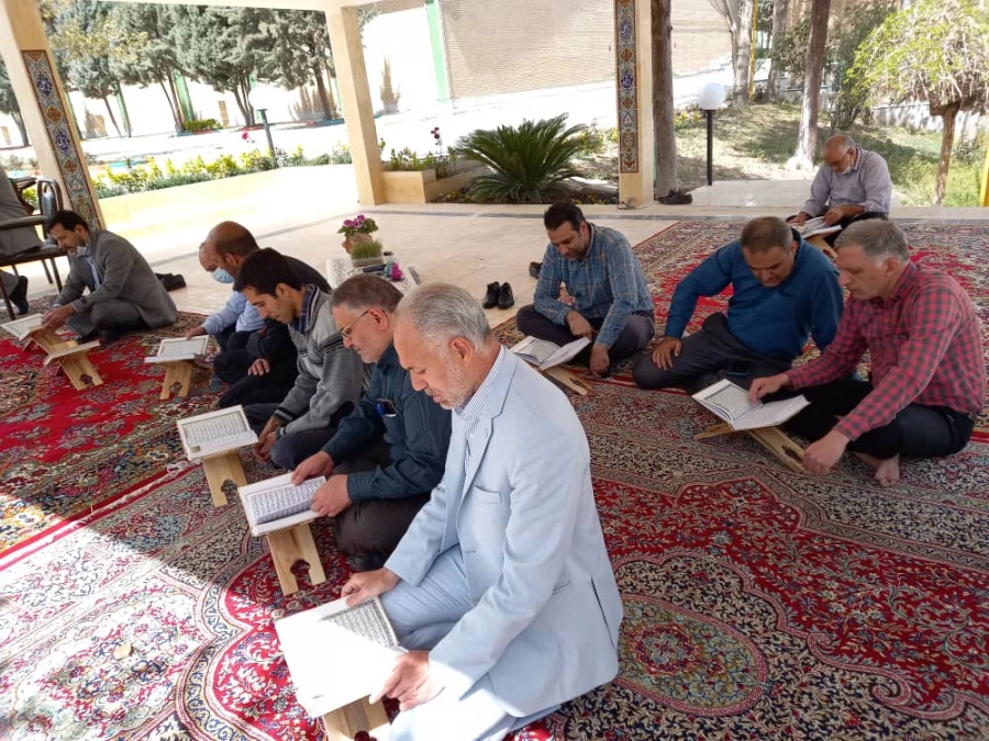 تلاوت قرآن مجید در روزهای ماه مبارک رمضان 5