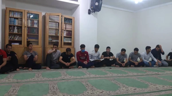 نشست صمیمی مسئولان پردیس شهید چمران با دانشجویان 9