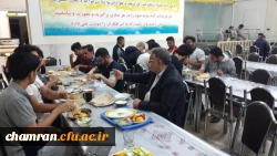 نشست صمیمی مسئولان پردیس شهید چمران با دانشجویان 11