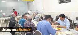 صرف افطاری سرپرست پردیس شهید چمران همراه با دانشجویان 7