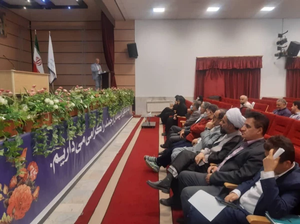 مراسم گرامیداشت دهه سرآمدی آموزش و پاسداشت مقام معلم
 15