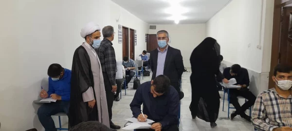 بازدید دکتر آزادی و حجت الاسلام علیخانی از فرایند برگزاری امتحانات حضوری پایان نیمسال تحصیلی 12