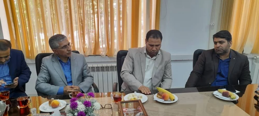 تفاهم نامه در خصوص مدیریت یکپارچه مجموعه ورزشی و پردیس شهید چمران 5