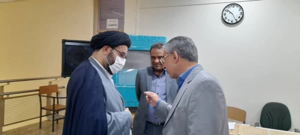 بازدید سرپرست پردیس شهید چمران از برگزاری امتحانات در مراکز شهدای مکه و شهید بهشتی 5