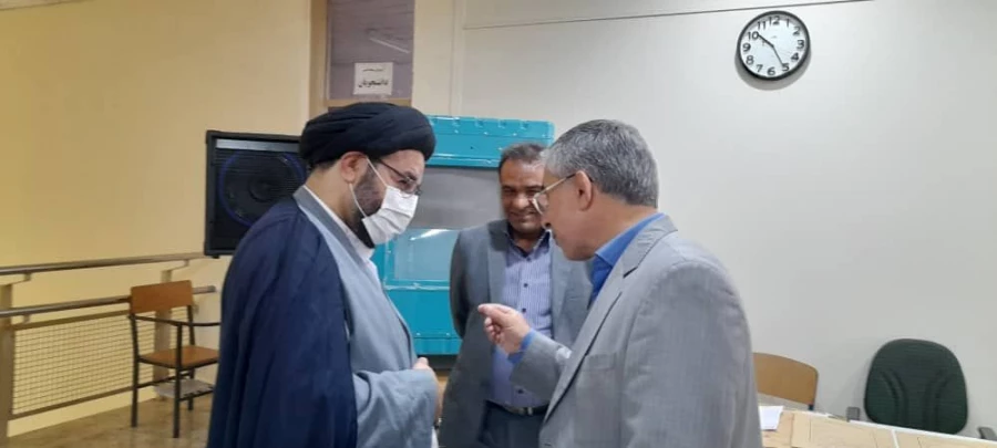 بازدید سرپرست پردیس شهید چمران از برگزاری امتحانات در مراکز شهدای مکه و شهید بهشتی 5