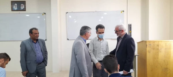 بازدید سرپرست پردیس شهید چمران از برگزاری امتحانات در مراکز شهدای مکه و شهید بهشتی 8