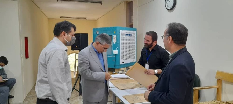 بازدید سرپرست پردیس شهید چمران از برگزاری امتحانات در مراکز شهدای مکه و شهید بهشتی 12