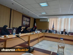 نشست تقدیر از دست اندرکاران برگزاری امتحانات پایان نیمسال تحصیلی 5