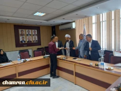 نشست تقدیر از دست اندرکاران برگزاری امتحانات پایان نیمسال تحصیلی 13