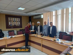 نشست تقدیر از دست اندرکاران برگزاری امتحانات پایان نیمسال تحصیلی 5