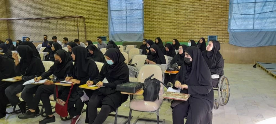 تشکیل کلاس های حضوری مهارت آموزان دوره معلمی در پردیس شهید چمران
 9