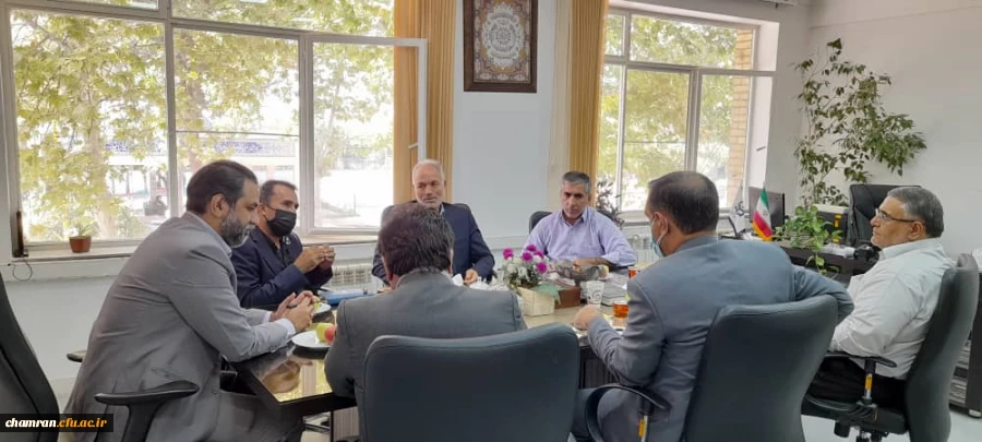 برگزاری نشست مسئولان مجموعه ورزشی  و دانشگاه فرهنگیان  پردیس شهید چمران 2