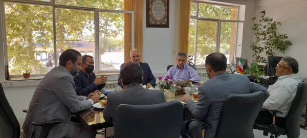 برگزاری نشست مسئولان مجموعه ورزشی  و دانشگاه فرهنگیان  پردیس شهید چمران 4