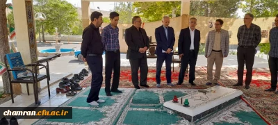 غبارروبی مقبره شهید گمنام پردیس شهید چمران در آستانه هفته دفاع مقدس