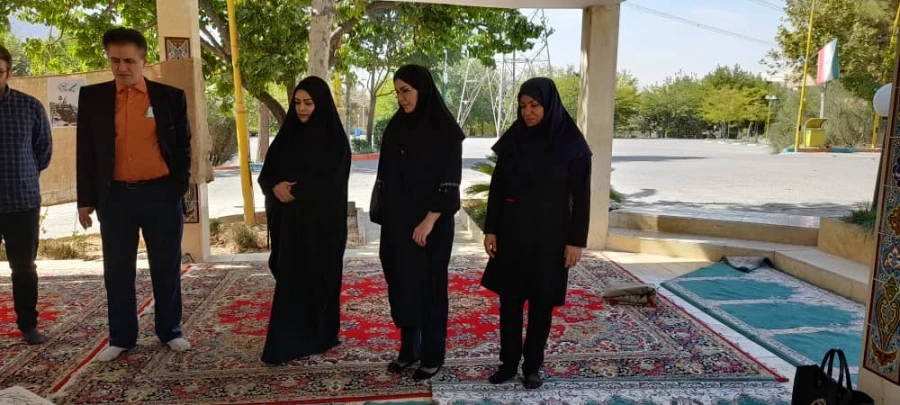 غبارروبی مقبره شهید گمنام پردیس شهید چمران در آستانه هفته دفاع مقدس 3