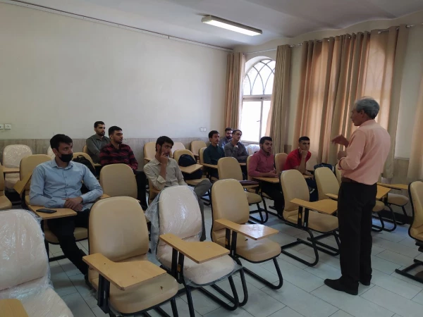 تشکیل کلاسهای حضوری در ساختمان باقرالعلوم پردیس شهید چمران 2