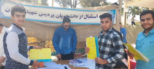 استقبال از دانشجویان ورودی جدید 4