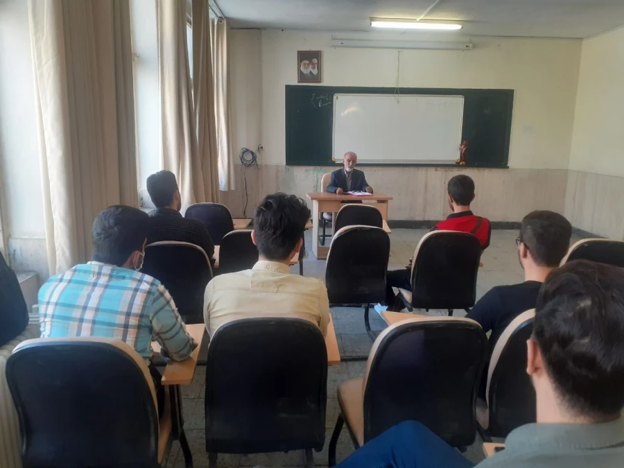 تداوم تشکیل کلاس های حضوری ساختمان باقرالعلوم و سخنرانی دکتر آزادی 2