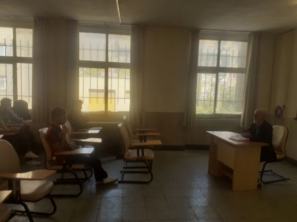 تداوم تشکیل کلاس های حضوری ساختمان باقرالعلوم و سخنرانی دکتر آزادی 3