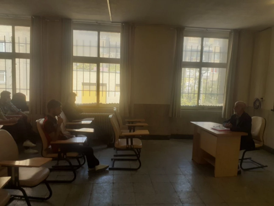 تداوم تشکیل کلاس های حضوری ساختمان باقرالعلوم و سخنرانی دکتر آزادی 3