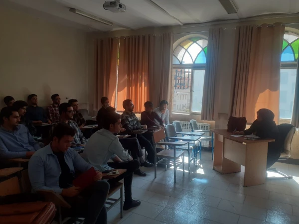 تداوم تشکیل کلاس های حضوری ساختمان باقرالعلوم و سخنرانی دکتر آزادی 4