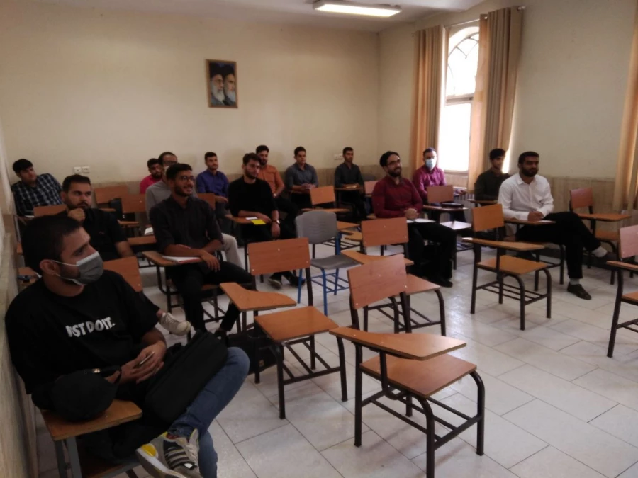 گزارش تصویری از کلاسهای حضوری در ساختمان باقرالعلوم پردیس شهید چمران 8