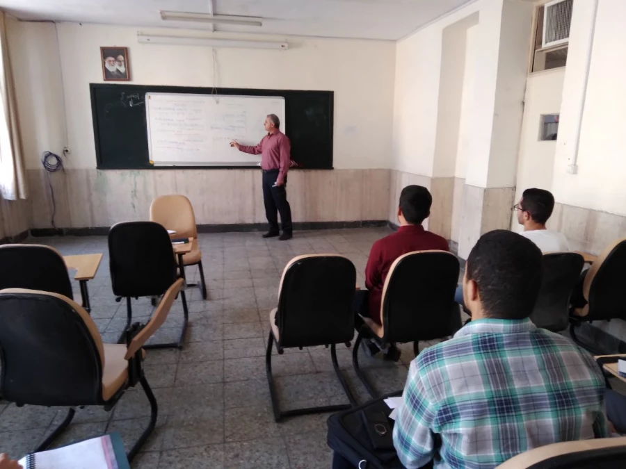 گزارش تصویری از کلاسهای حضوری در ساختمان باقرالعلوم پردیس شهید چمران 10