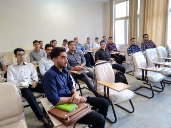 گزارش تصویری از کلاسهای حضوری در ساختمان باقرالعلوم پردیس شهید چمران 11