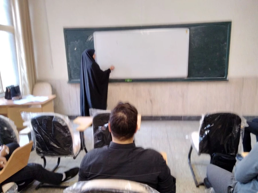 گزارش تصویری از کلاسهای حضوری در ساختمان باقرالعلوم پردیس شهید چمران 12