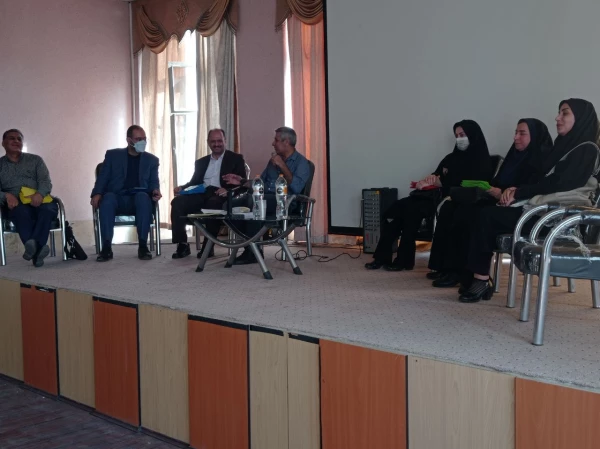 برگزاری نشست کارورزی در ساختمان باقرالعلوم
 9