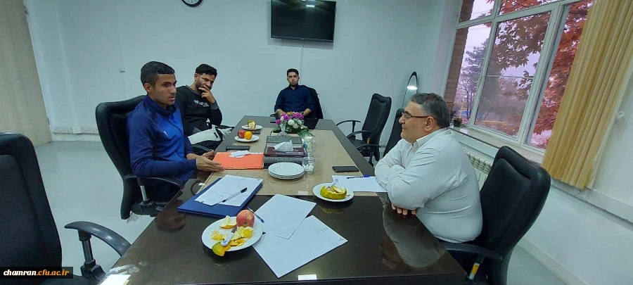 برزگزاری نشست همیاران بهداشت و سلامت جسم و روان  2