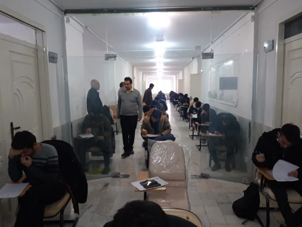 آغاز امتحانات حضوری پایان نیمسال اول تحصیلی ۱۴۰۲-۱۴۰۱ 9