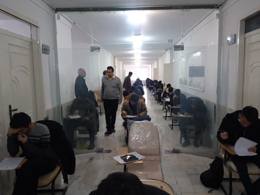 آغاز امتحانات حضوری پایان نیمسال اول تحصیلی ۱۴۰۲-۱۴۰۱ 9