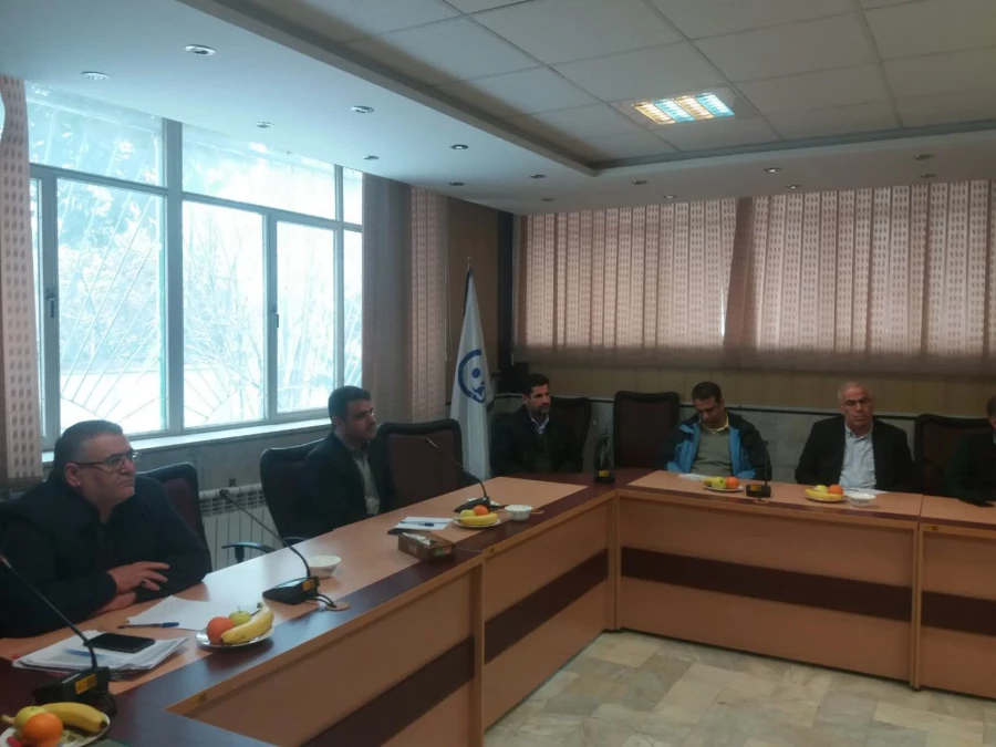 نشست شورای پردیس شهید چمران
 3